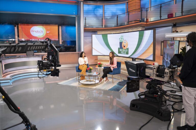 Lorelein Gonzalez en Despierta America Univision 768x512